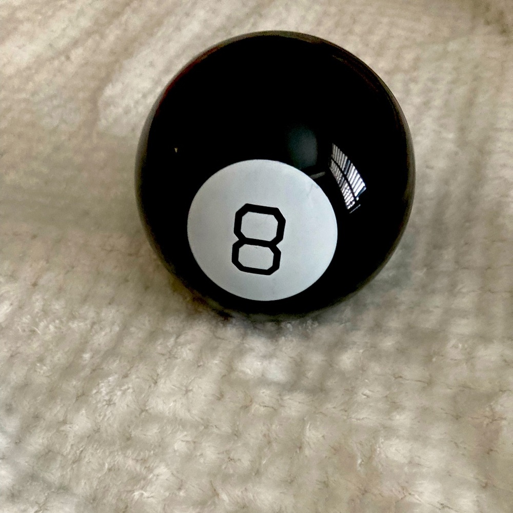 Black Magic 8 Ball